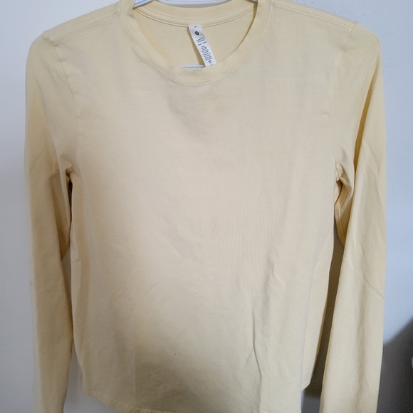 Lululemon love long sleeve - Picture 2 of 4
